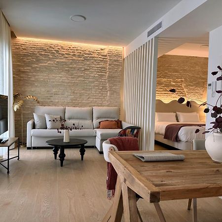 Redes Royale Apartments By Misterhost Siviglia Esterno foto