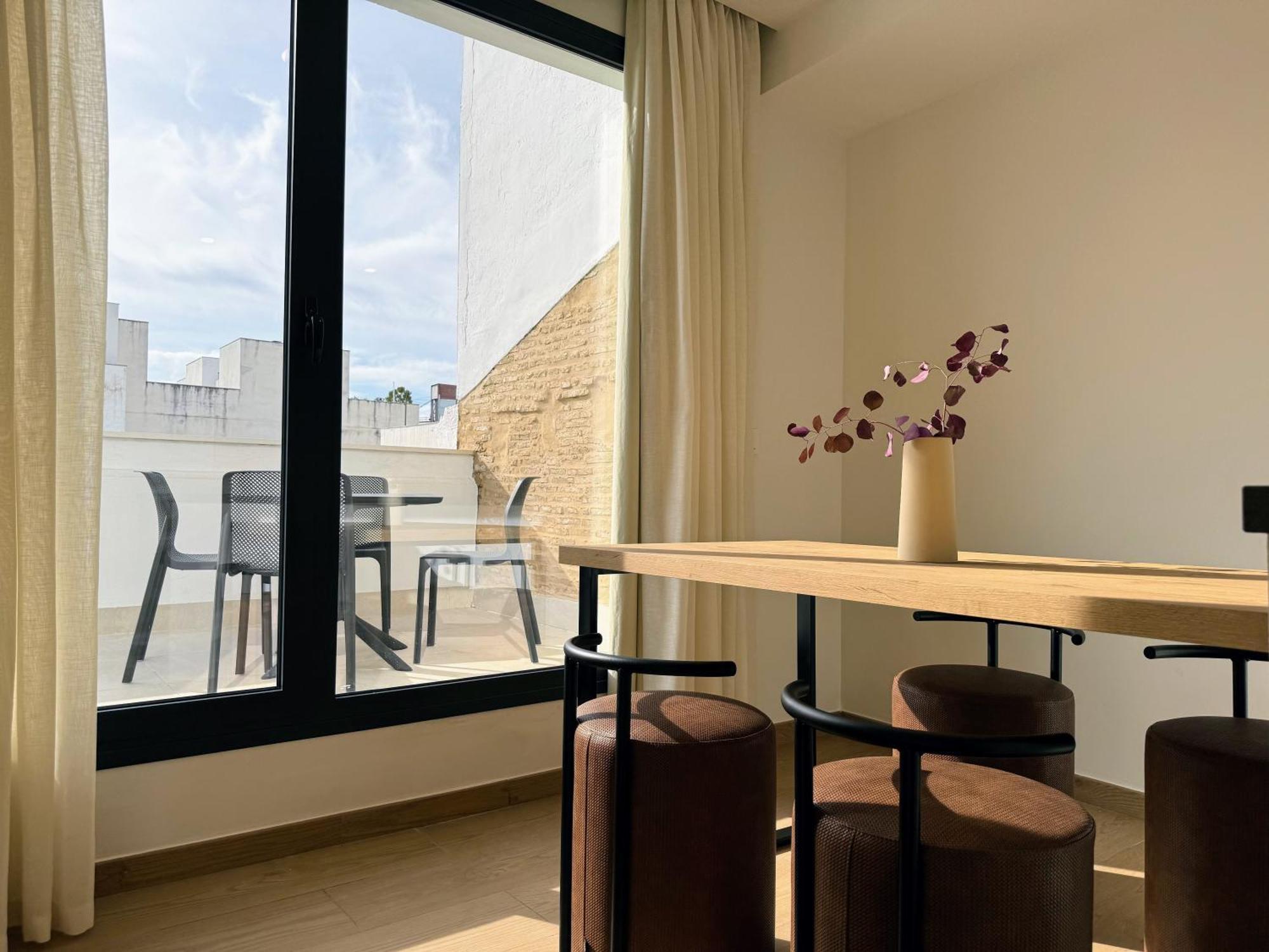 Redes Royale Apartments By Misterhost Siviglia Esterno foto
