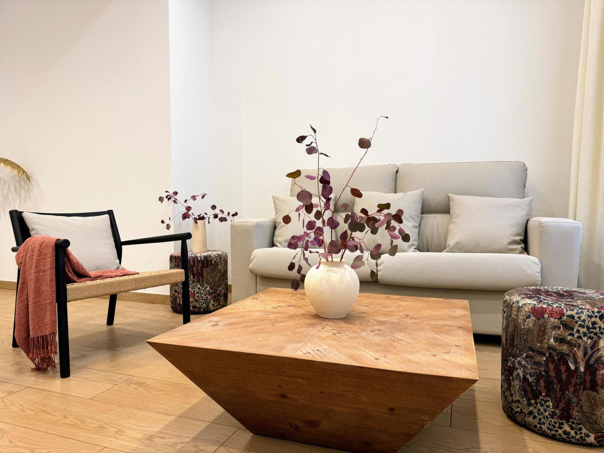 Redes Royale Apartments By Misterhost Siviglia Esterno foto