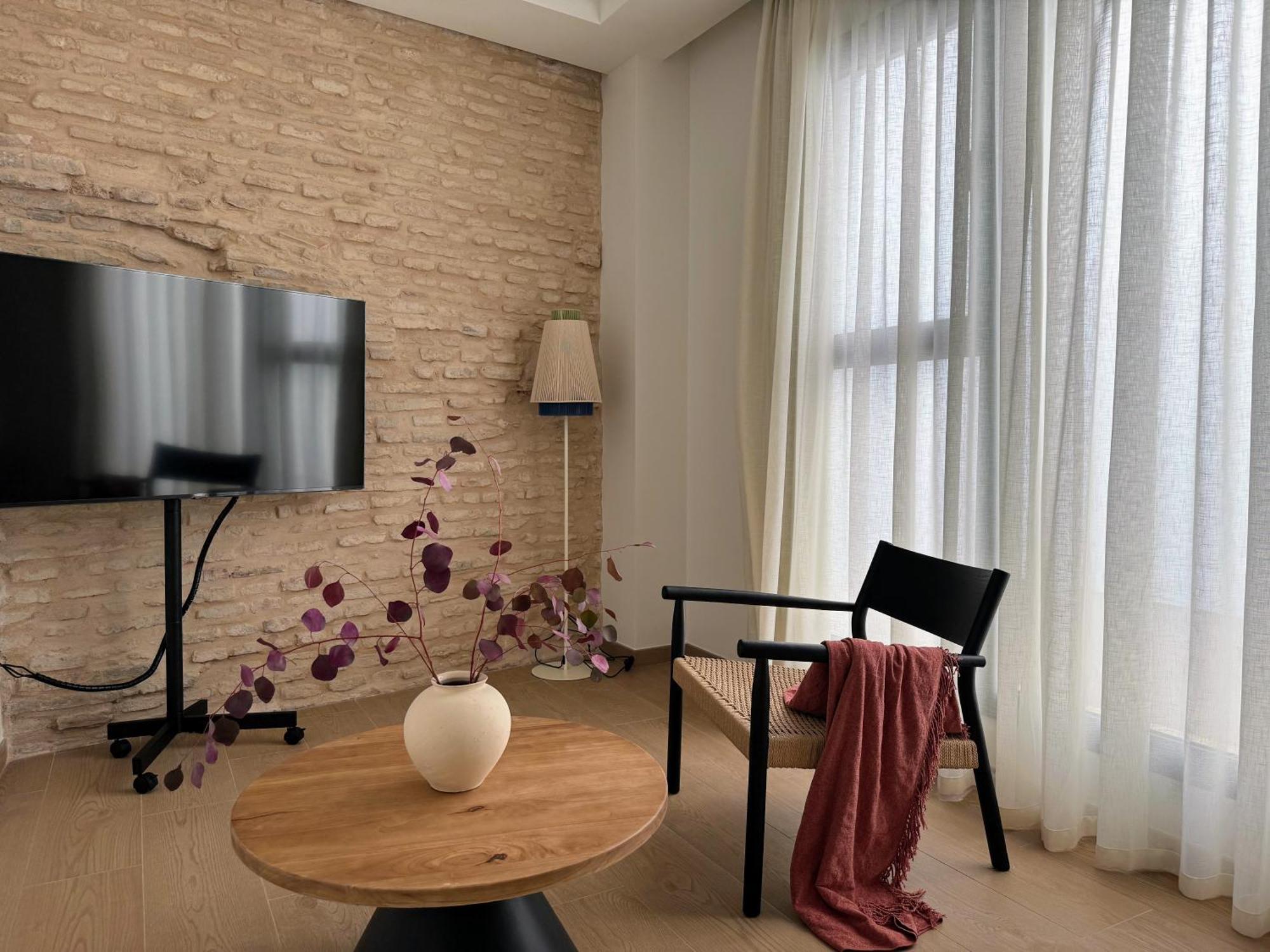 Redes Royale Apartments By Misterhost Siviglia Esterno foto