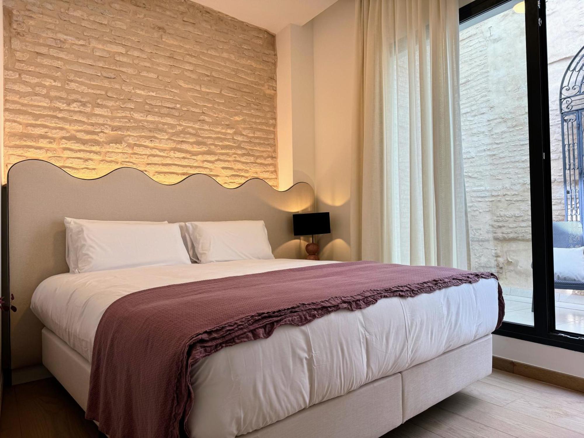 Redes Royale Apartments By Misterhost Siviglia Esterno foto